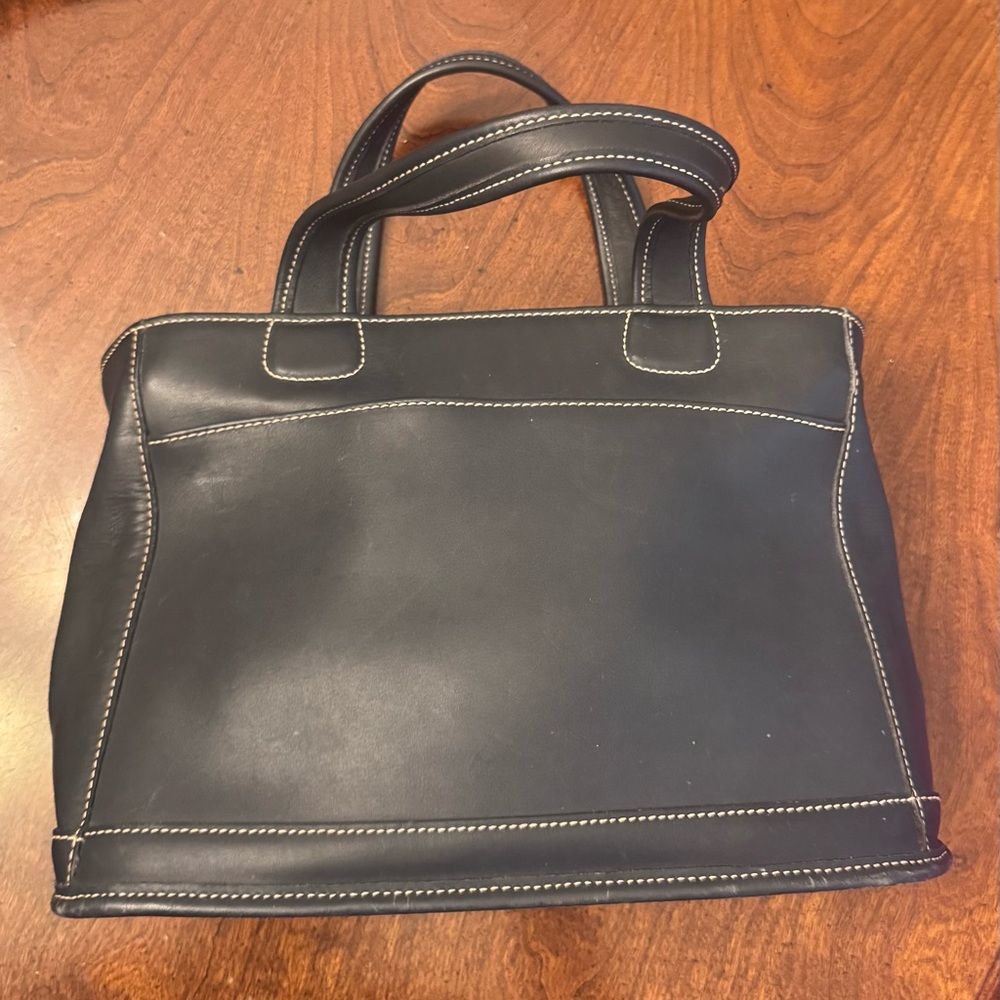 Coach Navy 9303 with Elegant Design and Premium Material - Picture 3 of 10